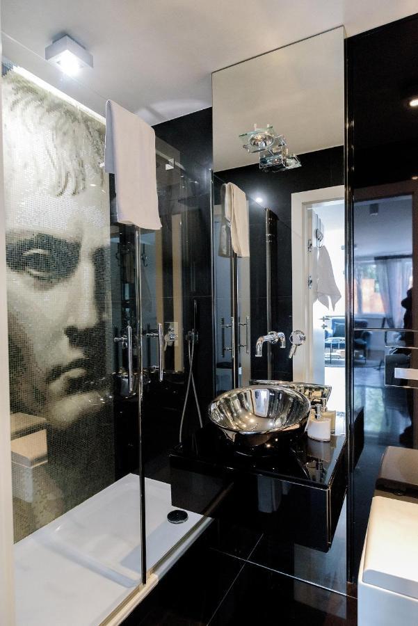 Luxury Apartment In The Old Town Варшава Экстерьер фото