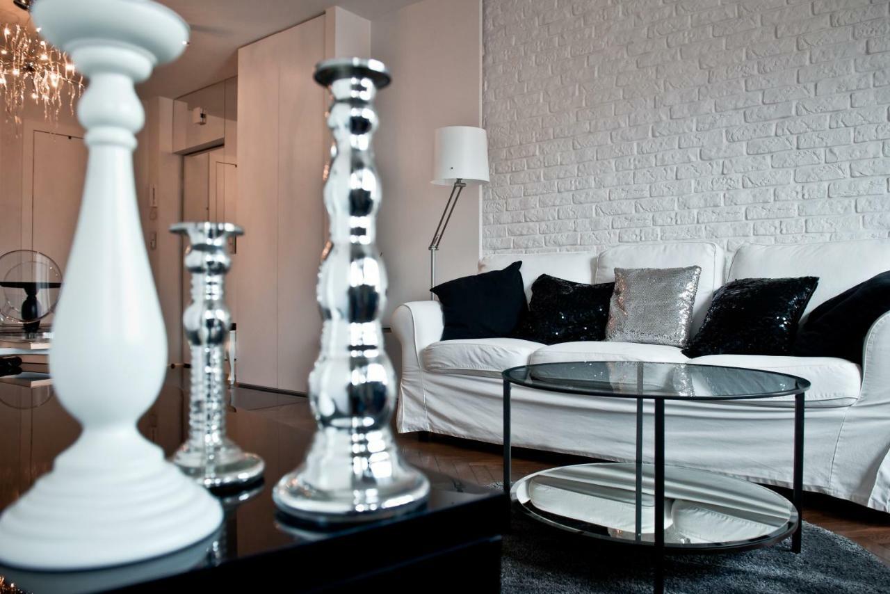 Luxury Apartment In The Old Town Варшава Экстерьер фото